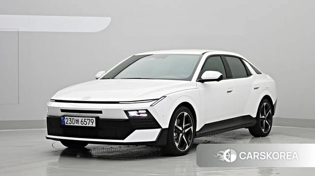 Hyundai Avante (CN8) 2026 Белый из Кореи