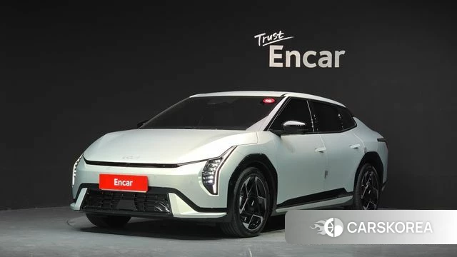 Kia EV4 2026 Серебряный из Кореи