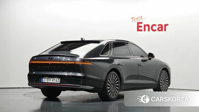Hyundai Grandeur Hybrid (GN7) 2023 Серый из Кореи