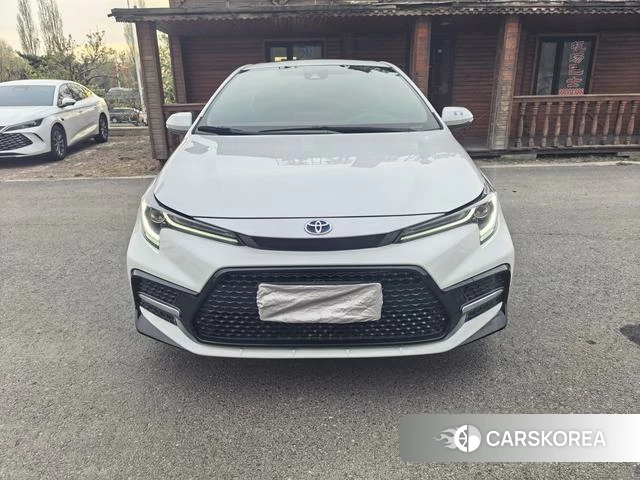 Toyota Levin 2021 Белый из Китая