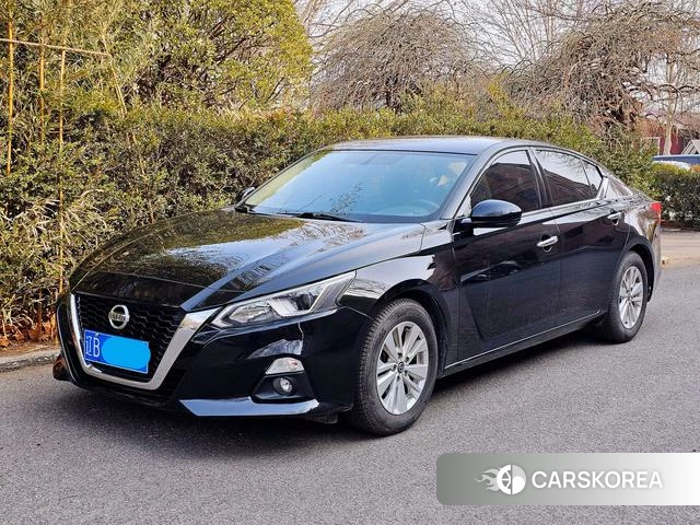 Nissan Altima 2021 Черный из Китая