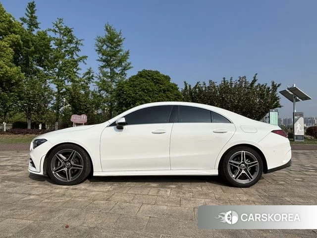 Mercedes-Benz CLA 2021 Белый из Китая
