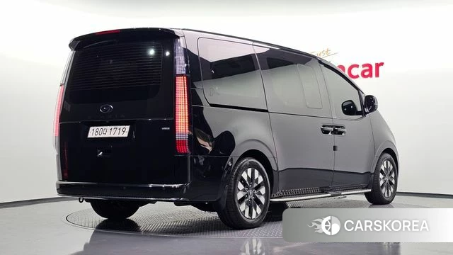 Hyundai Staria 2021 Черный из Кореи