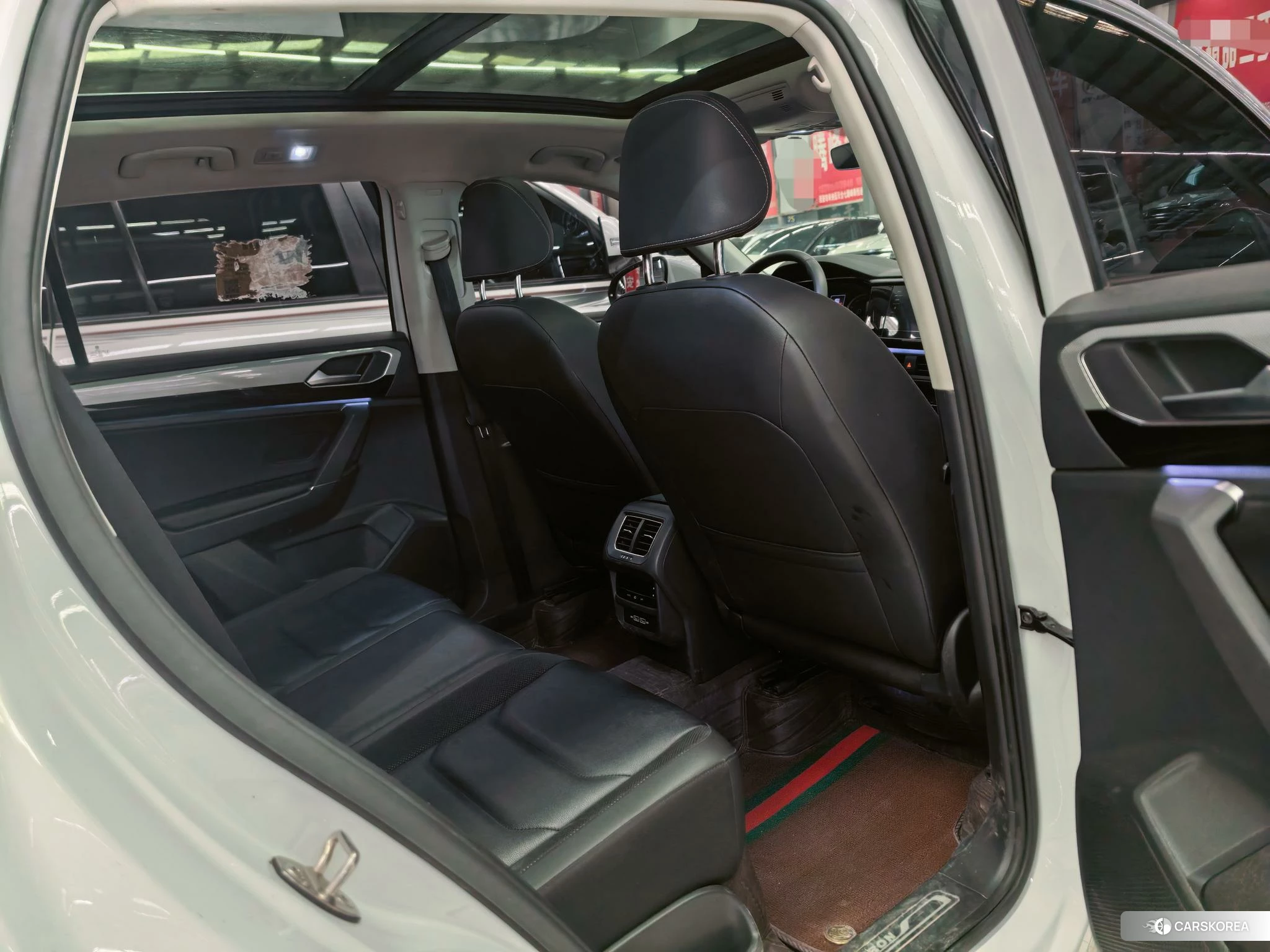 Volkswagen Tayron 2020 Белый из Китая