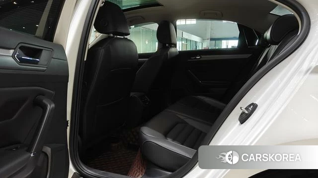Volkswagen Lamando 2021 Белый из Китая