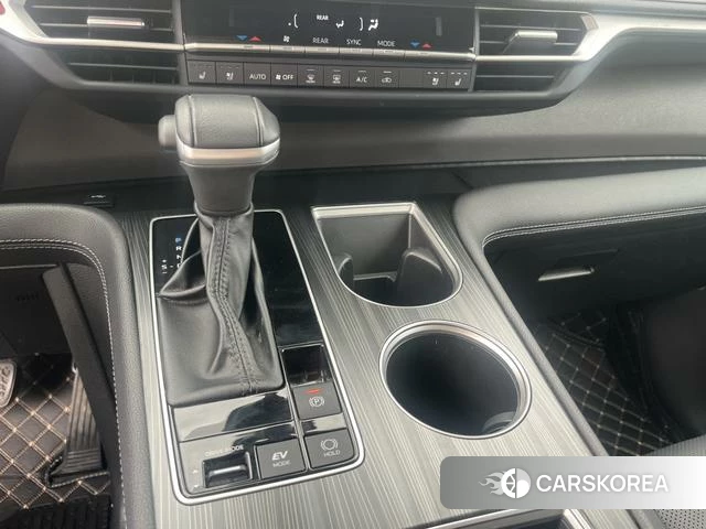 Toyota Sienna 2023 Белый из Китая