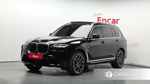 BMW X7 (G07) 2025 Черный из Кореи