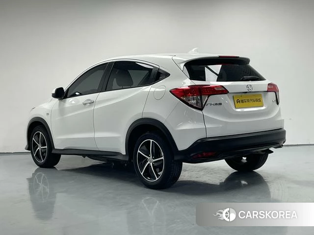 Honda Vezel 2021 Белый из Китая