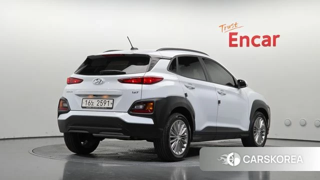 Hyundai Kona 2018 Белый из Кореи