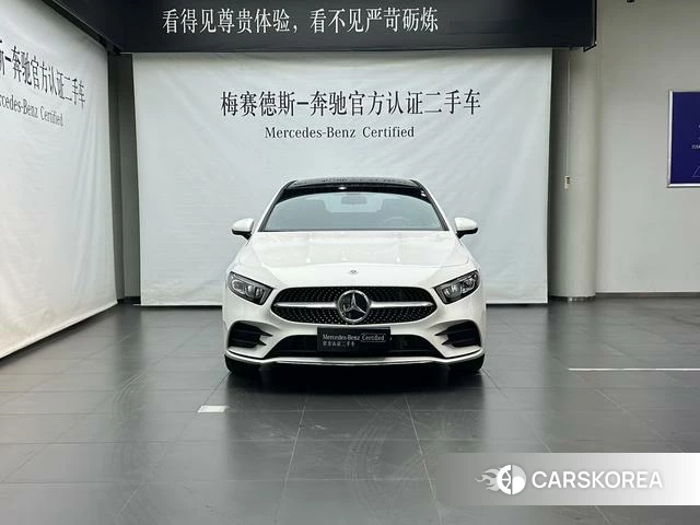 Mercedes-Benz A-Class 2023 Белый из Китая