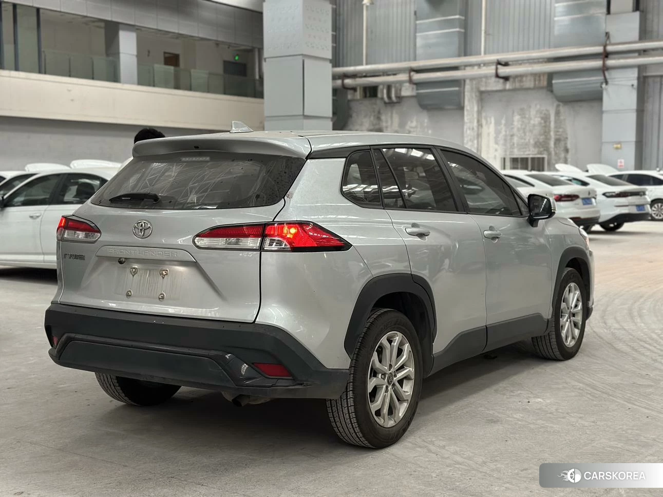 Toyota Frontlander 2023 Серебристо-серый из Китая