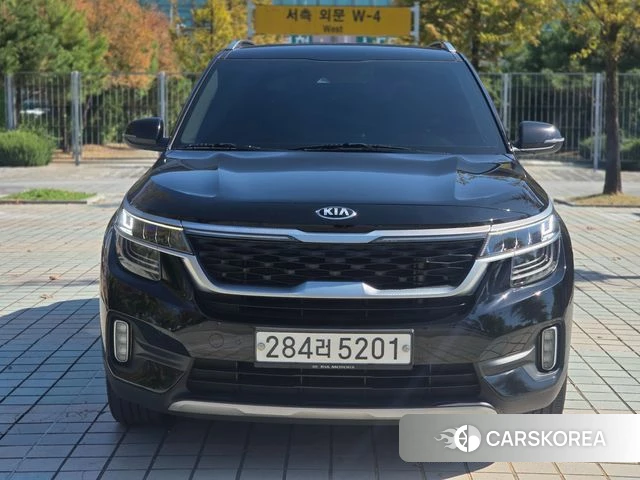 Kia Seltos 2019 Черный из Кореи
