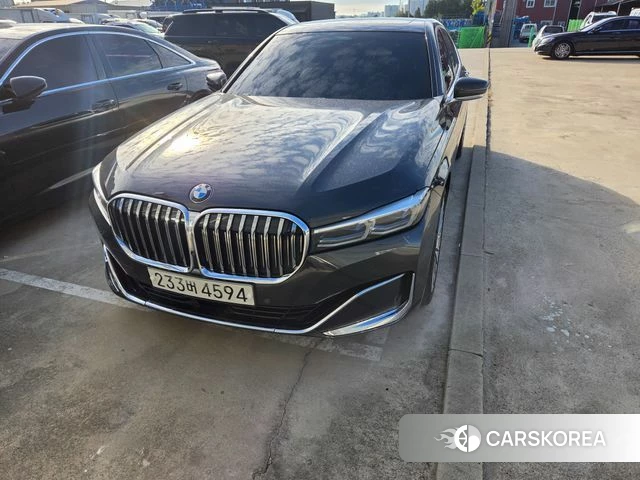 BMW 7 Series (G11) 2020 Серый из Кореи