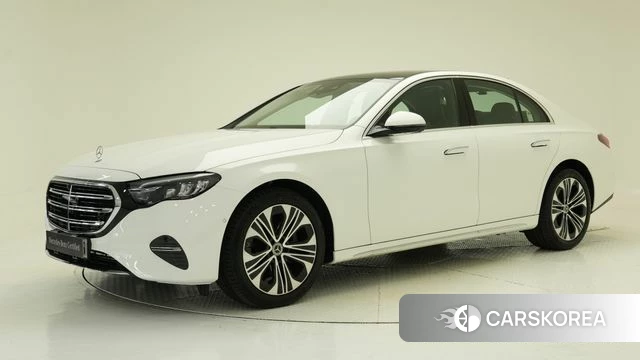 Mercedes-Benz E-Class W214 2026 Белый из Кореи