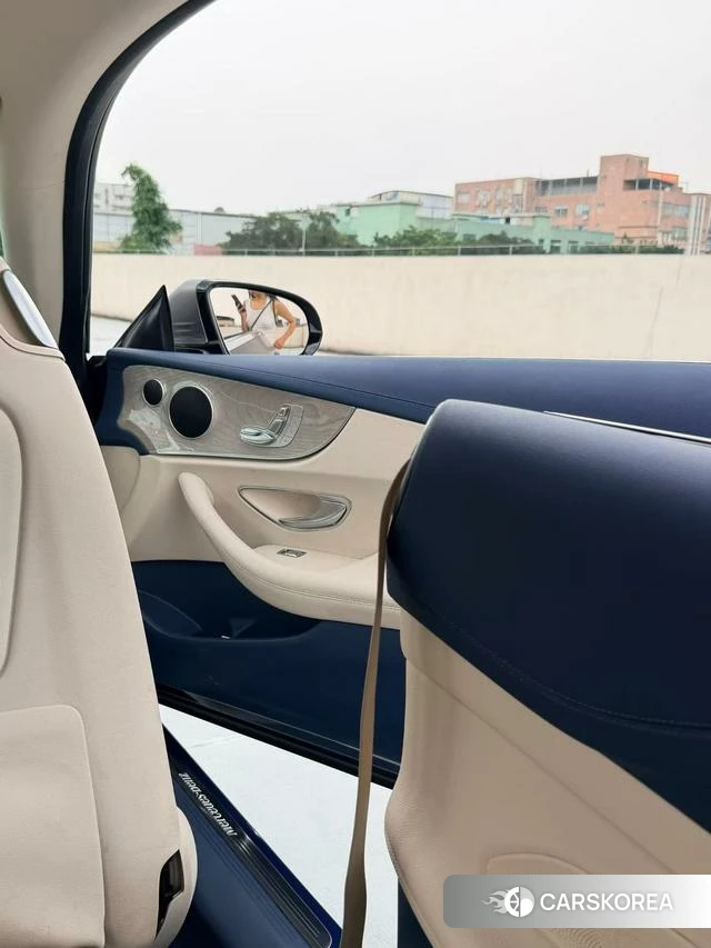 Mercedes-Benz E-Class 2023 Темно-серый из Китая