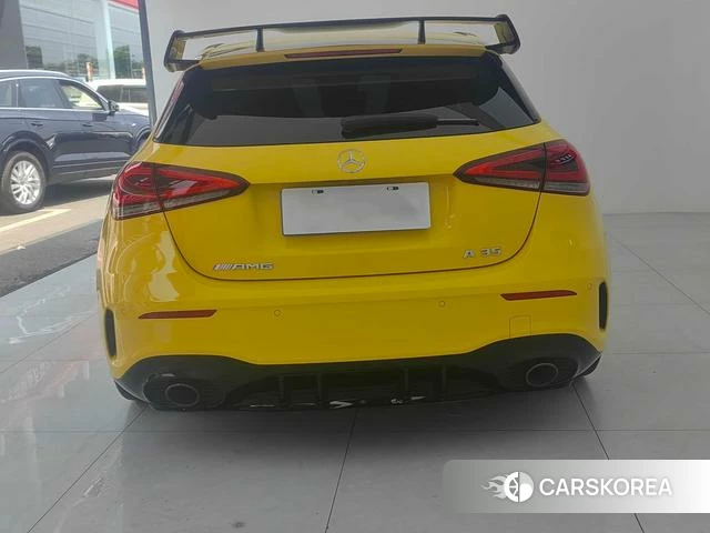 Mercedes-Benz AMG A-Class 2021 Желтый из Китая