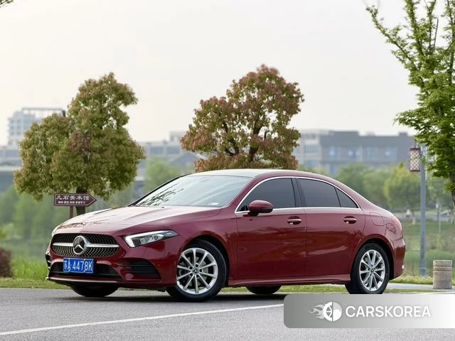 Mercedes-Benz A-Class 2020 Красный из Китая