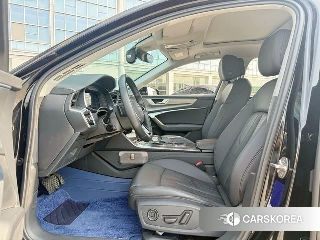 Audi A6 2022 Черный из Китая