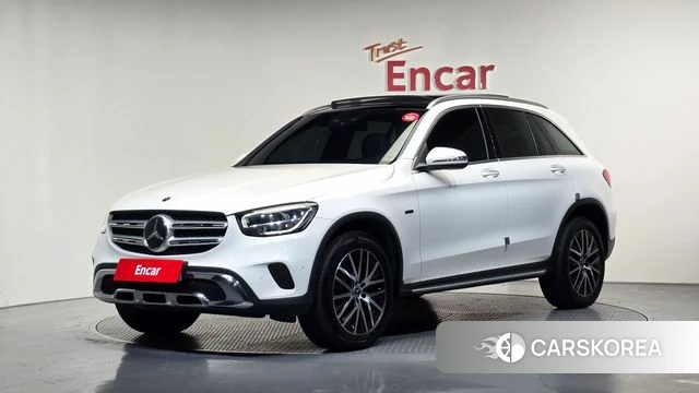 Mercedes-Benz GLC-Class X253 2021 Белый из Кореи