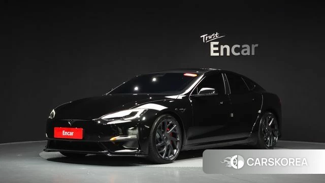 Tesla Model S 2026 Черный из Кореи