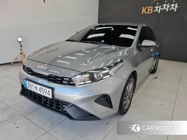 Kia The New K3 2nd generation 2021 Серый из Кореи