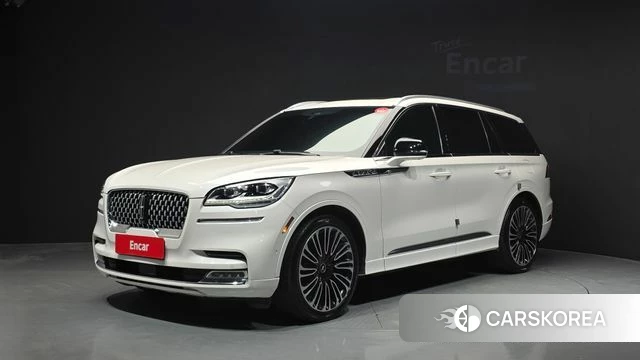 Lincoln Aviator 2nd generation 2023 Белый из Кореи