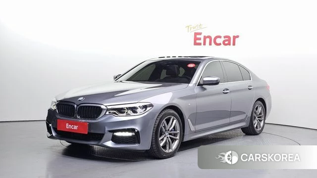 BMW 5 Series (G30) 2018 Светло-серебряный цвет из Кореи