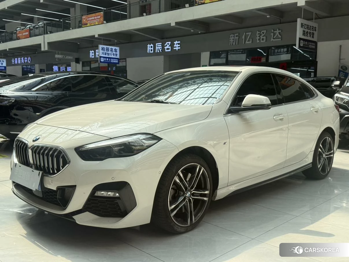 BMW 2 series 2023 Белый из Китая