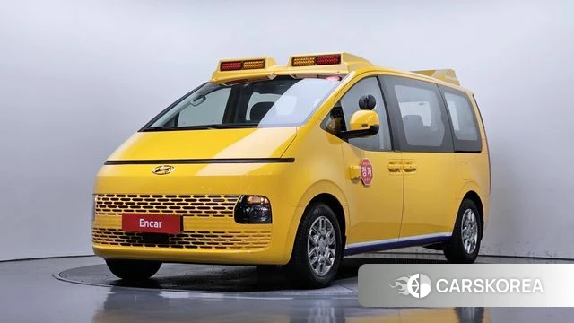 Hyundai Staria 2023 Желтый из Кореи