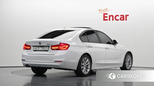 BMW 3 Series (F30) 2018 Белый из Кореи