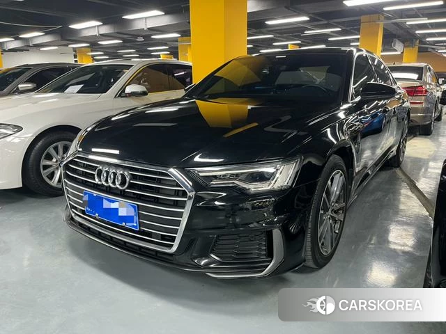 Audi A6L 2021 Черный из Китая