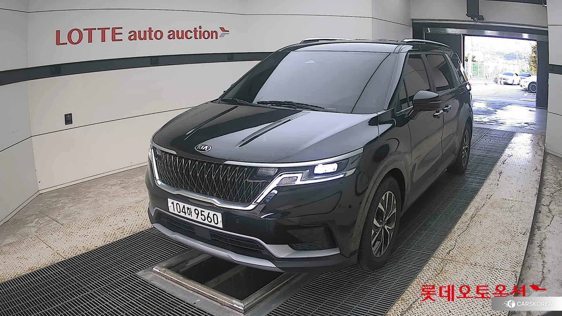 Kia Carnival 2021 Aurora Black Pearl из Кореи