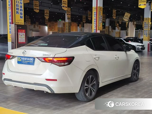 Nissan Sylphy 2021 Белый из Китая