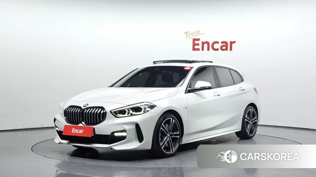 BMW 1 Series (F40) 2023 Белый из Кореи