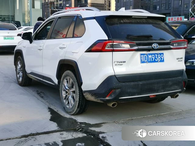 Toyota Wildlander 2022 Белый из Китая