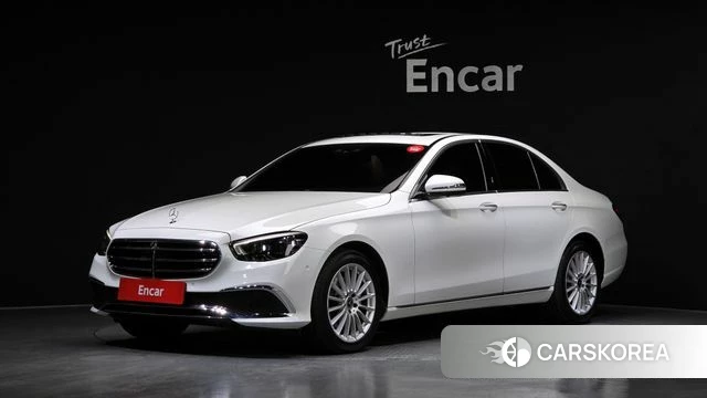 Mercedes-Benz E-Class W213 2022 Белый из Кореи
