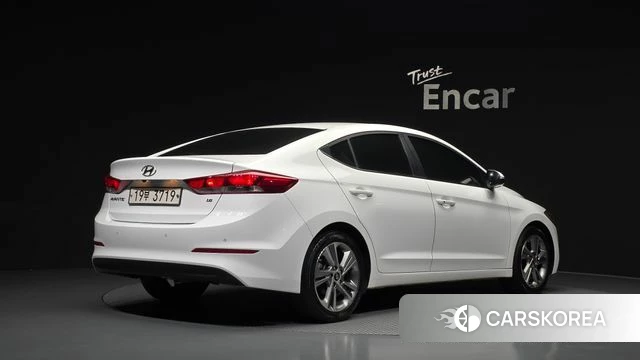 Hyundai Avante AD 2018 Белый из Кореи