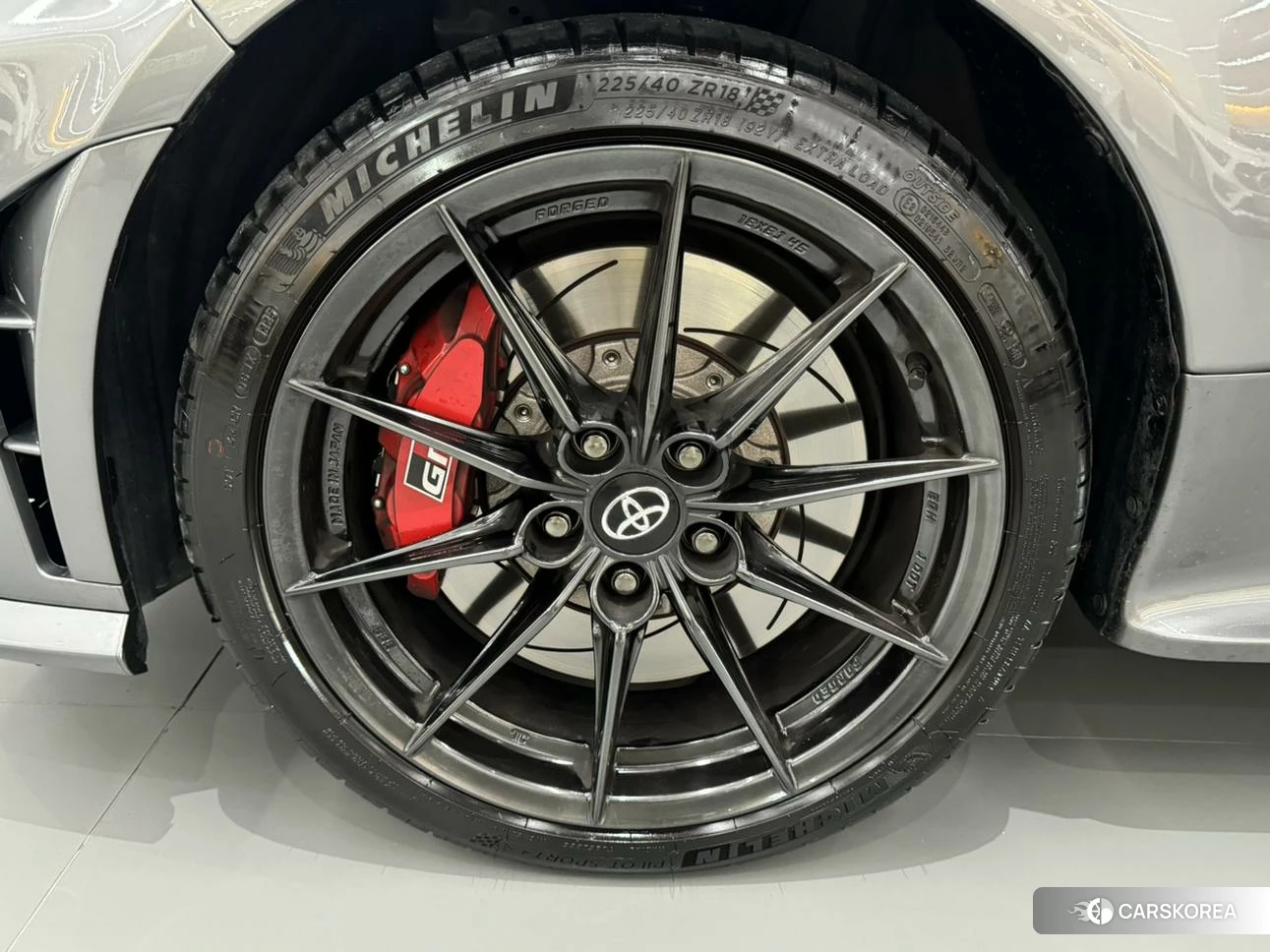 Toyota GR Yaris 2025 Темно-серый из Китая