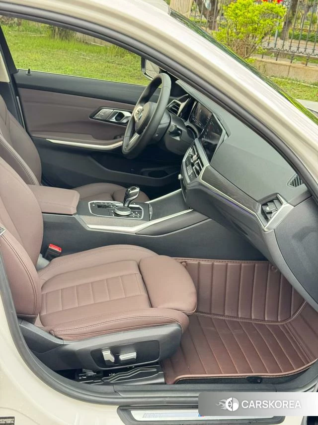 BMW 3 series 2021 Белый из Китая