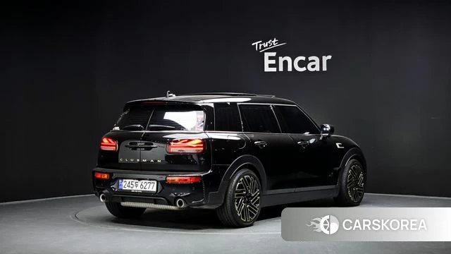Mini Cooper S Clubman 2023 Черный из Кореи