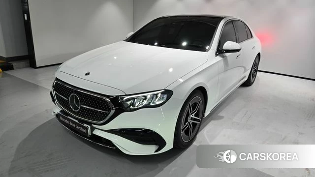 Mercedes-Benz E-Class W214 2026 Белый из Кореи