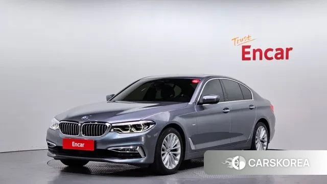 BMW 5 Series (G30) 2018 Цвет галактики из Кореи