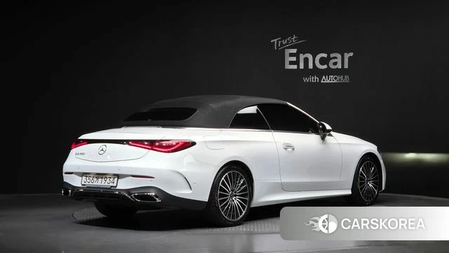 Mercedes-Benz CLE-Class C236 2026 Белый из Кореи