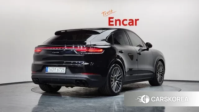 Porsche Cayenne (PO536) 2022 Черный из Кореи