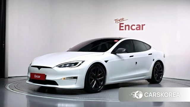 Tesla Model S 2023 Белый из Кореи