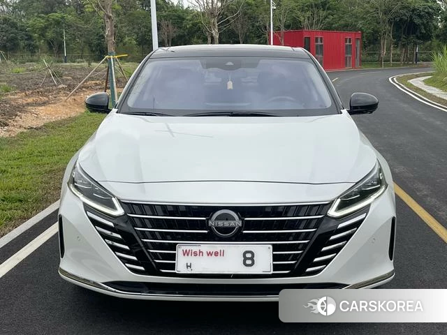 Nissan Altima 2024 Белый из Китая