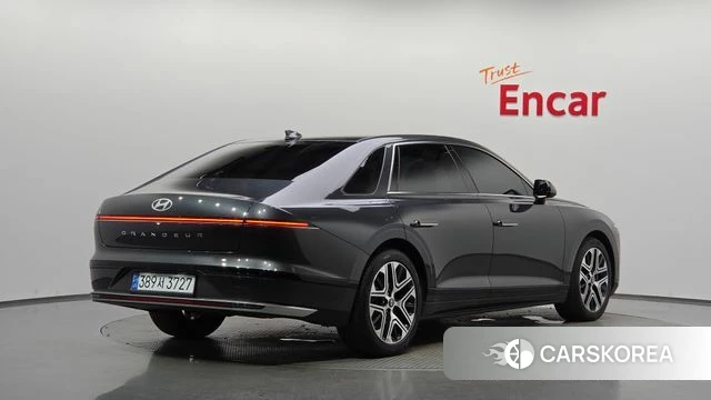 Hyundai Grandeur (GN7) 2023 Серый из Кореи