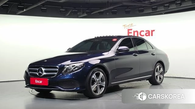 Mercedes-Benz E-Class W213 2019 Синий из Кореи