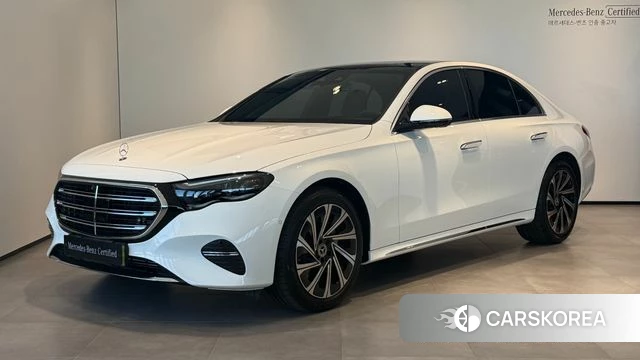 Mercedes-Benz E-Class W214 2026 Белый из Кореи