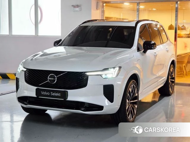 Volvo XC90 second Generation 2025 Белый из Кореи